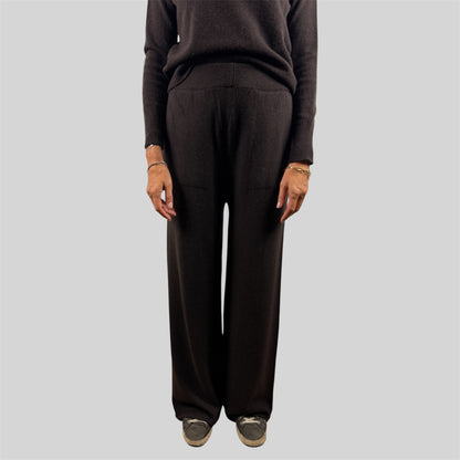 Completo pantalone e maglia girocollo
